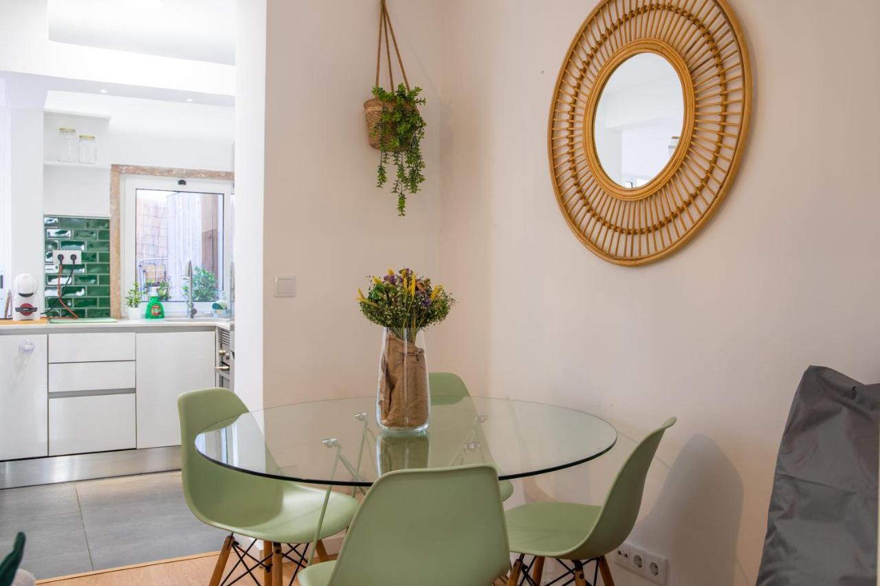 Charming 1 Bedroom Apartment W/ Terrace Near Belem Lisboa Exterior foto